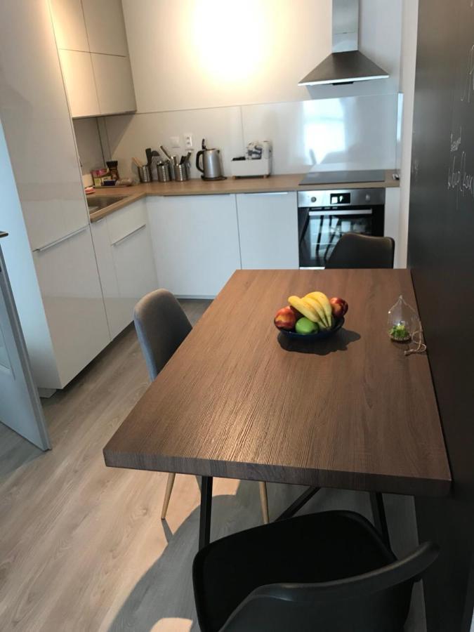 Samorin Modern Apartmens Private Parking - Air Conditioning Eksteriør billede